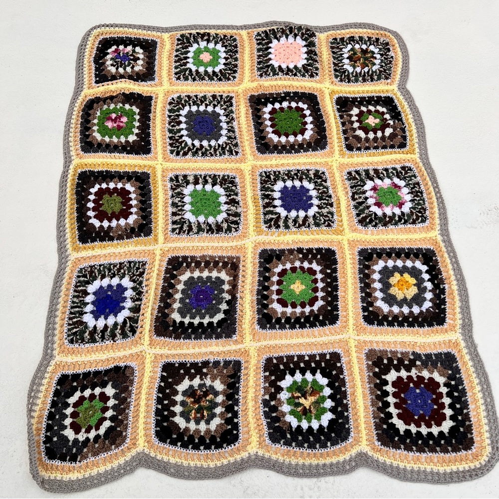 Vtg Homemade Granny Square Afghan Throw Blanket Crocheted Multicolor Cottagecore